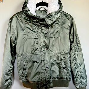 Women’s sz XS American Eagle army green bomber jacket with hood